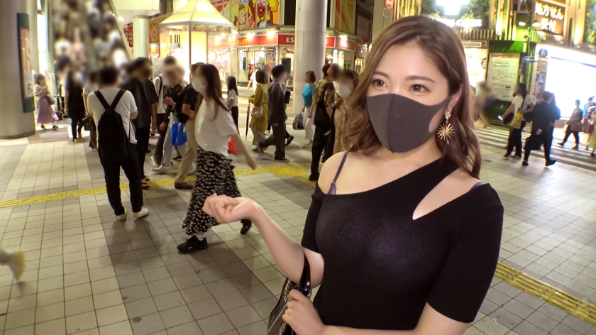 『んっ、もっと激しく突き上げて……！ 素人だなんて恥じらいも、この激しいハメまくりの強烈な快感の中で