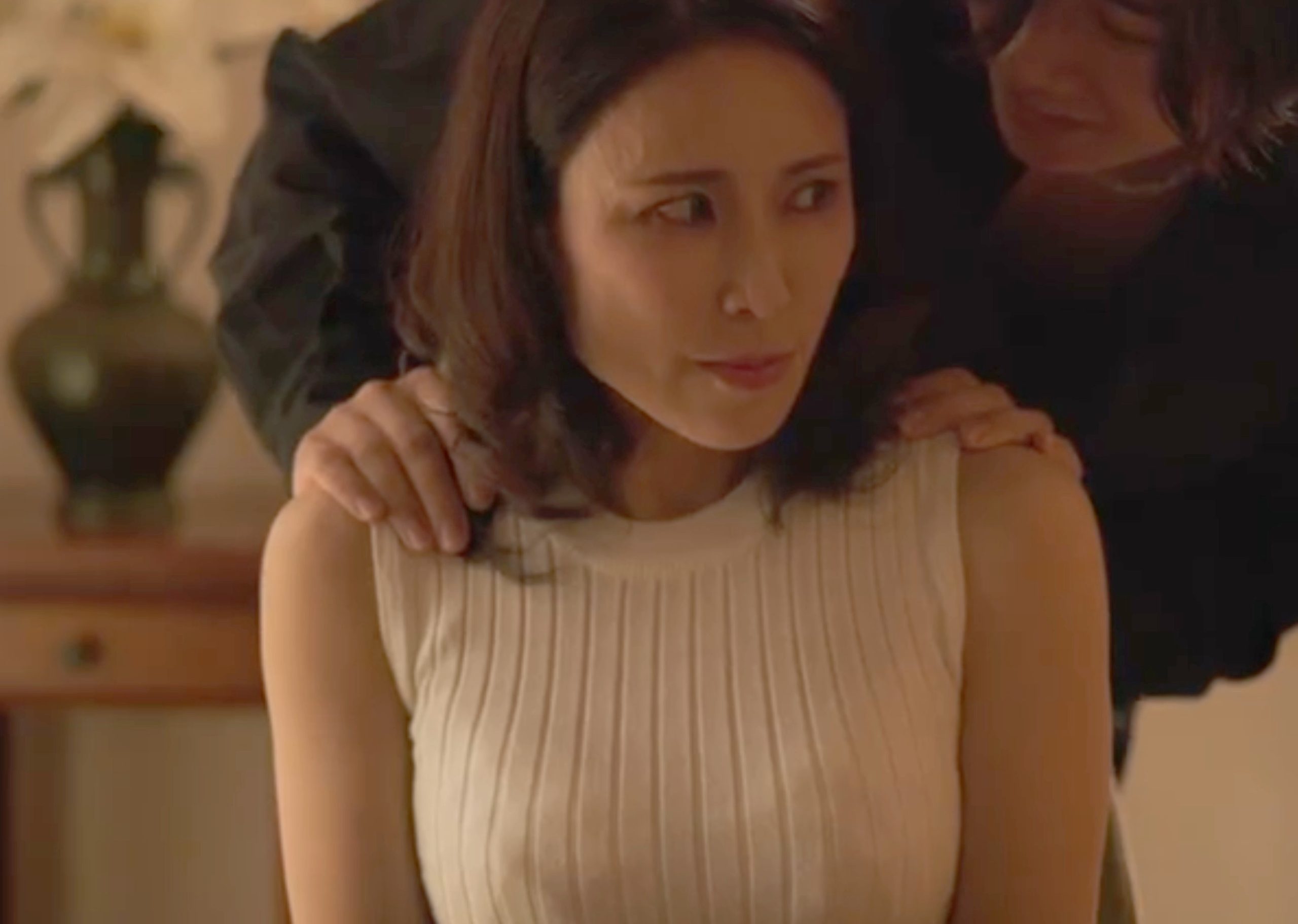 【水野優香】継母を巡る危険な管理売春物語